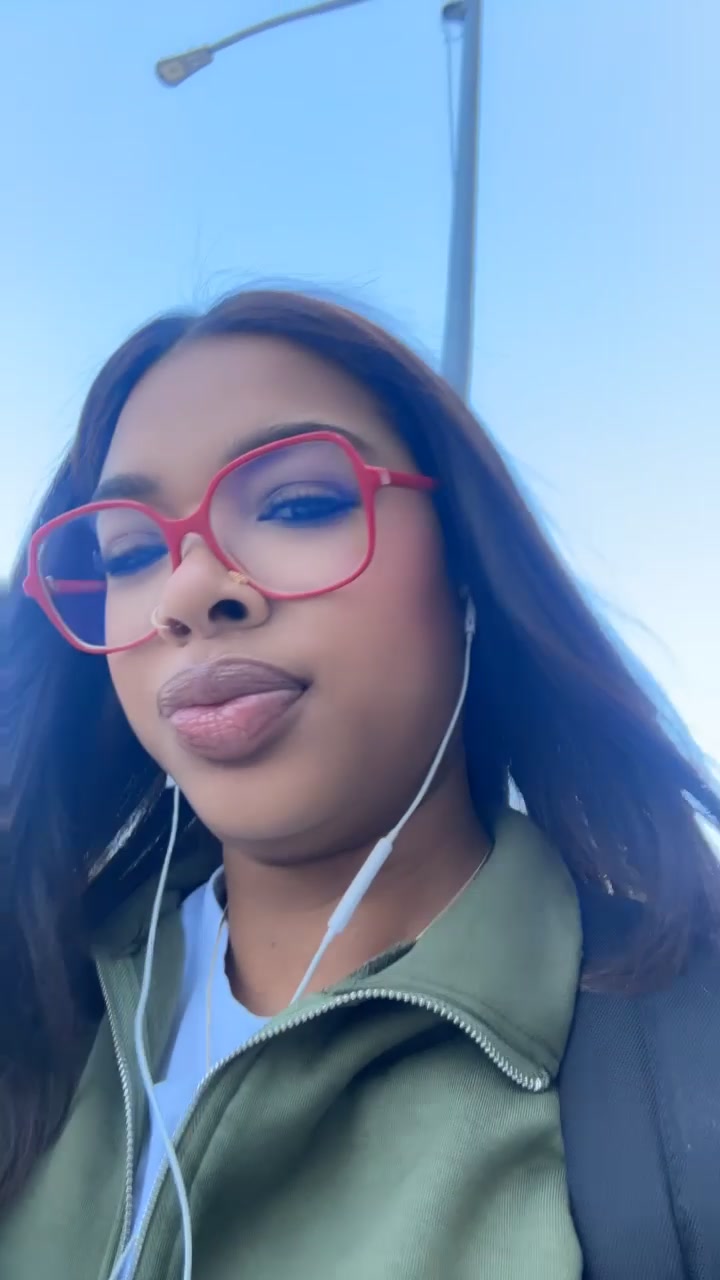 @Prettyincharge