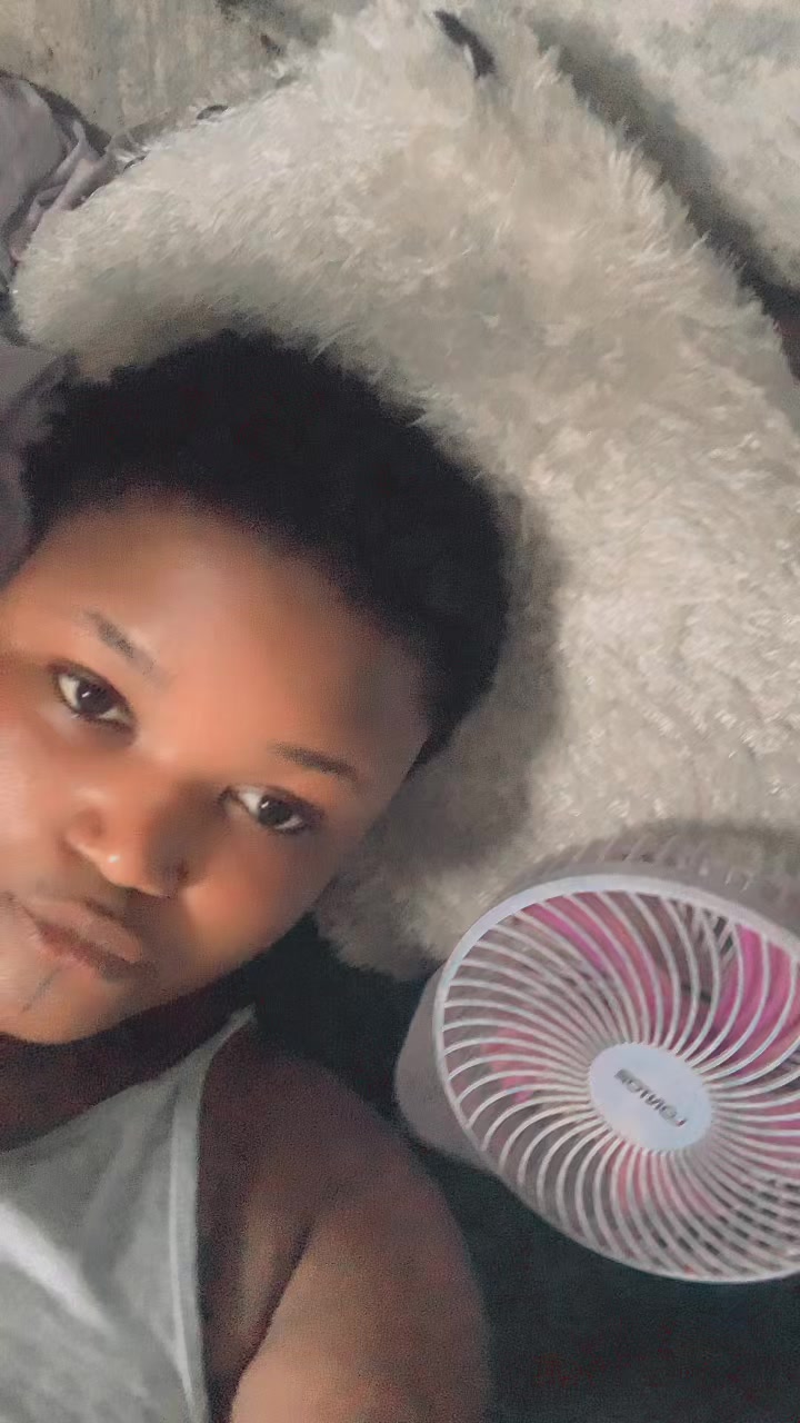 @Anikeade💕💕🥹
