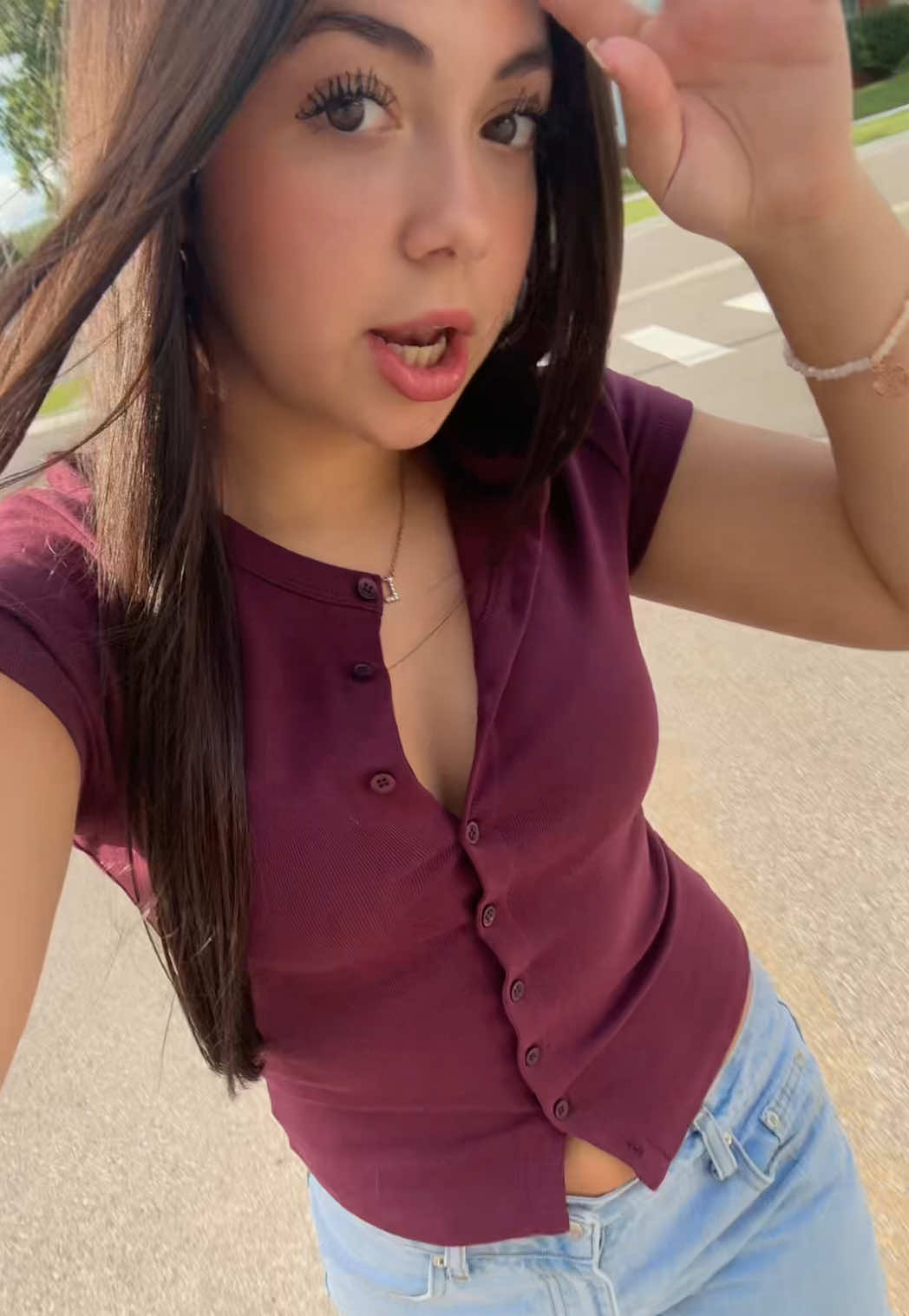 @🧘🏻&zwj;♀️