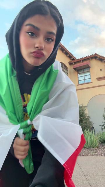 @Banoo🧸