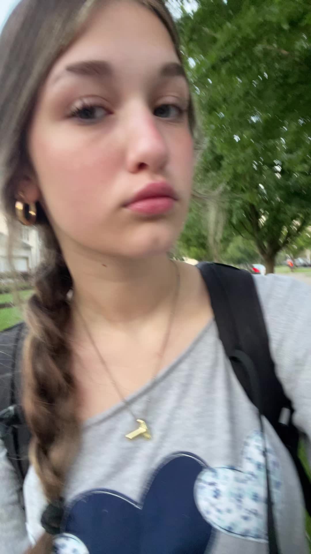 @Tzofia