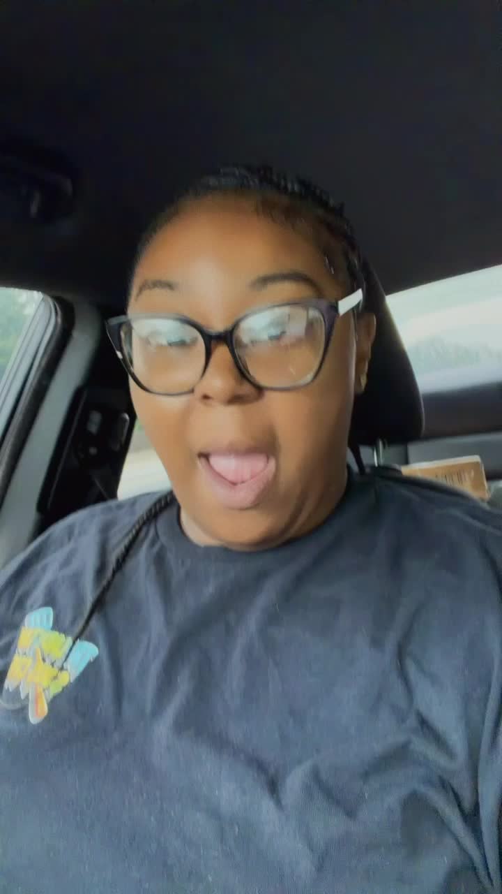 @trapladytana