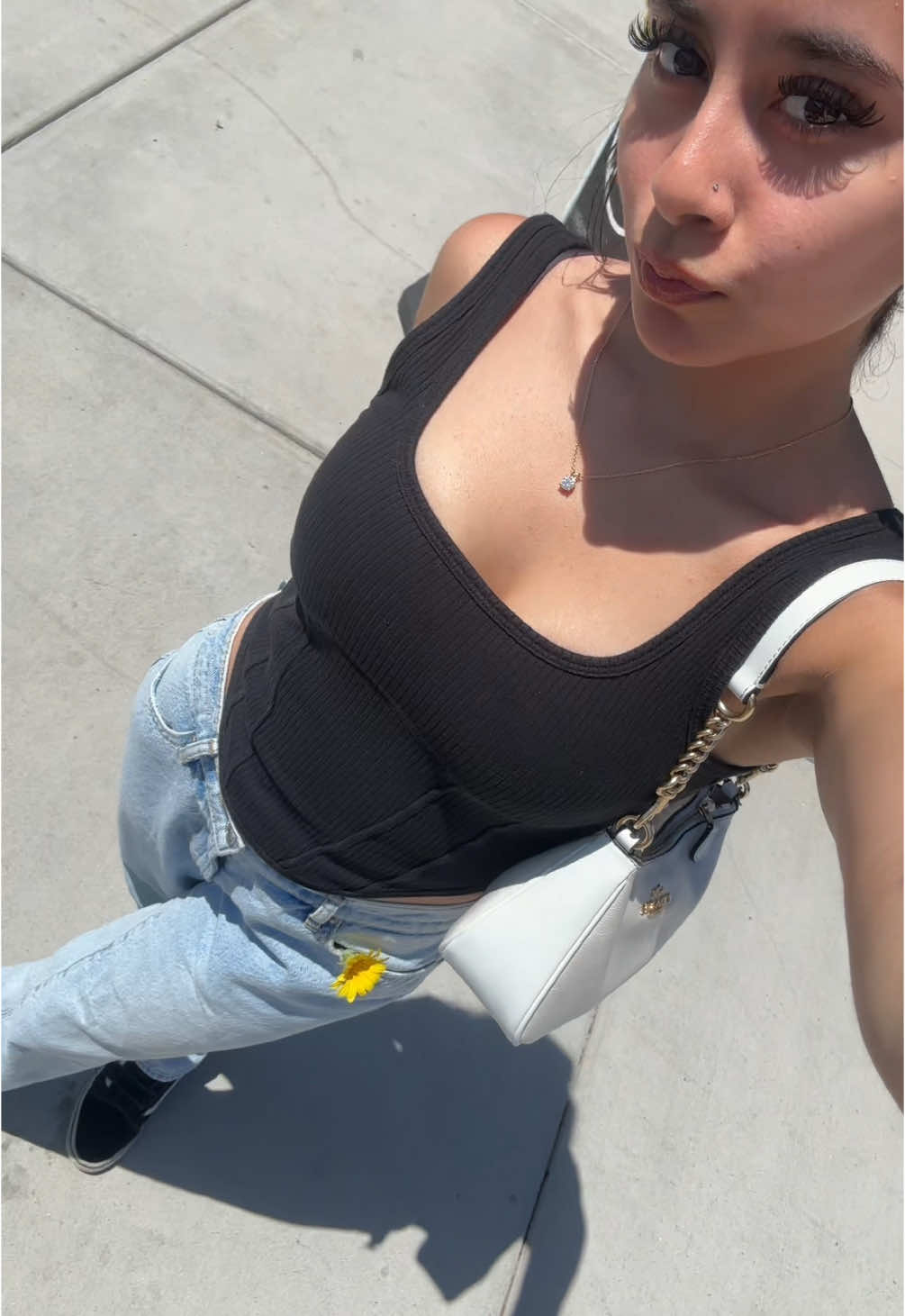 @ariana .