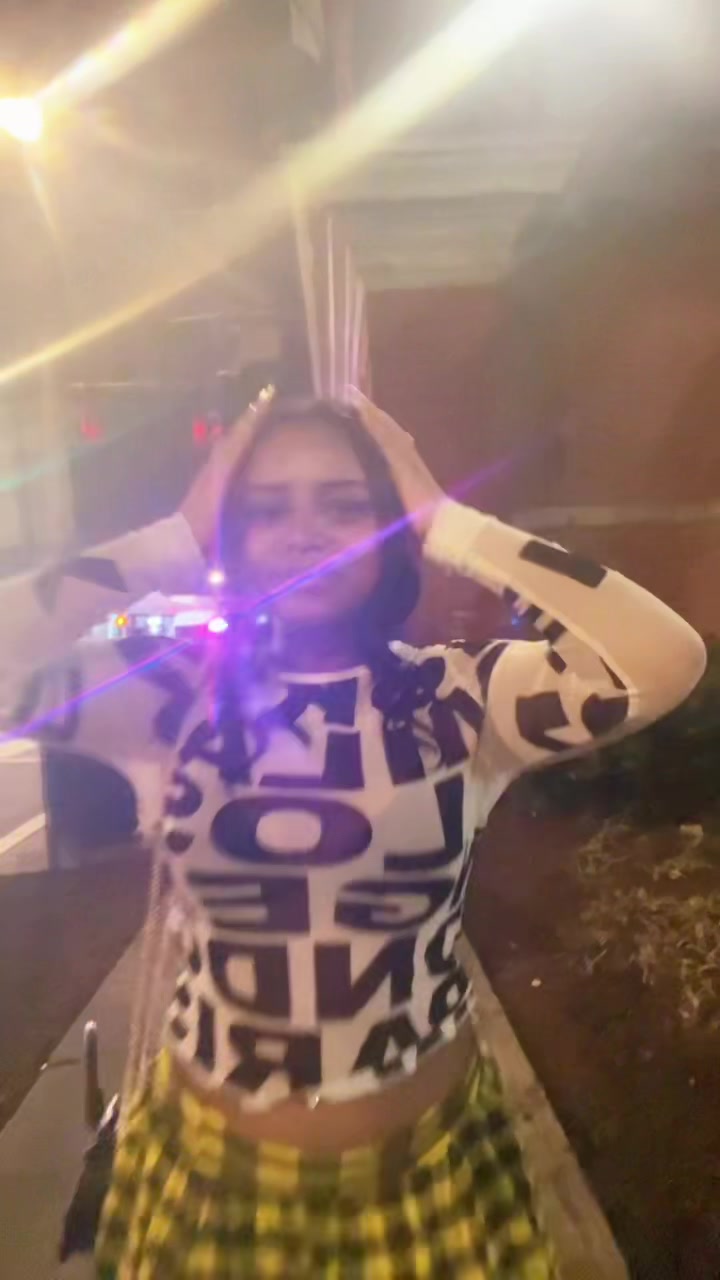 @$elina