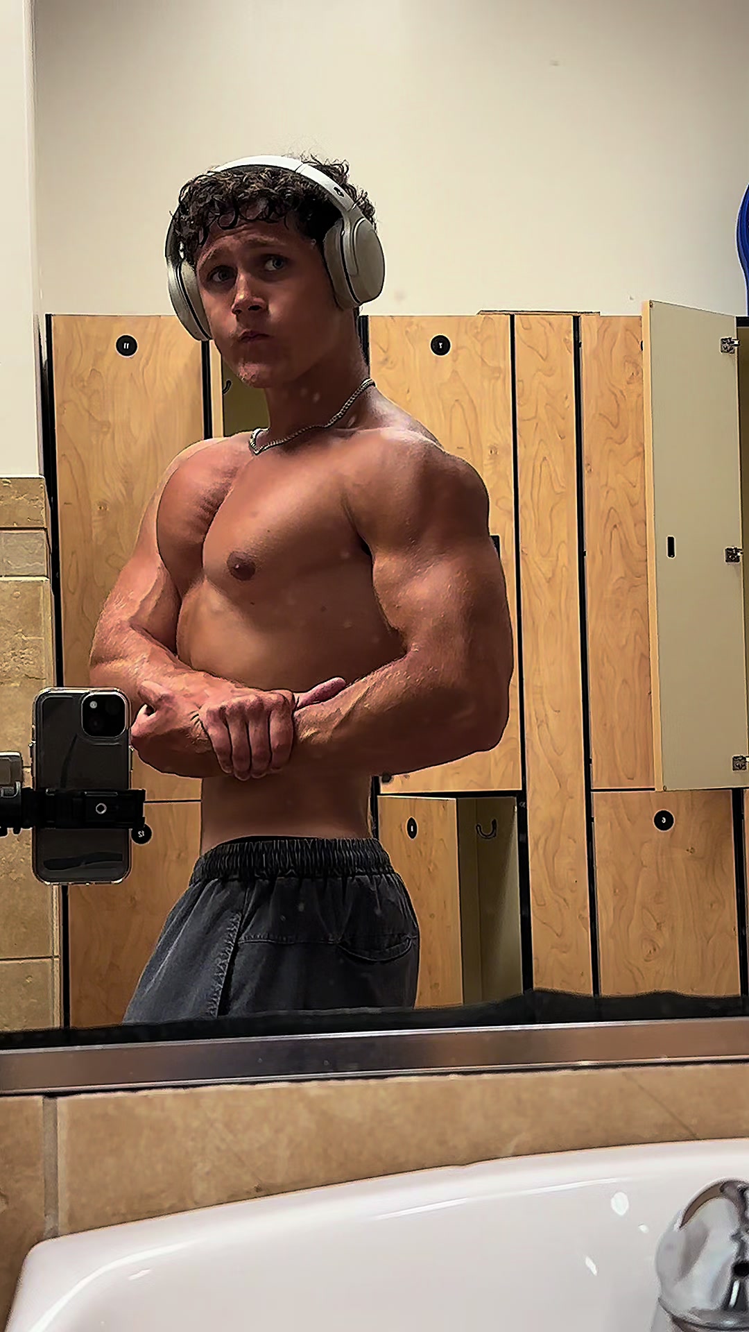 @hanktren