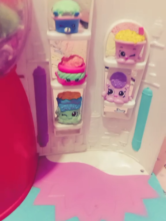 @Cry baby ☆ミ゚+.゚💦🩷