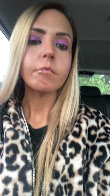 @Chryssie___