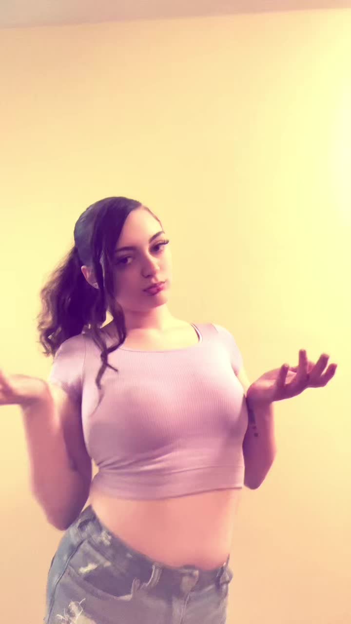 @Adriana