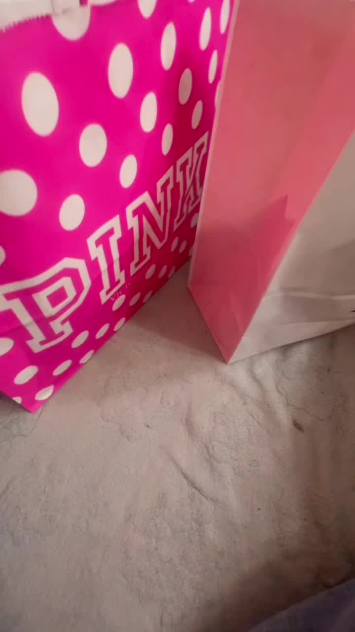 @_ParedesParedes