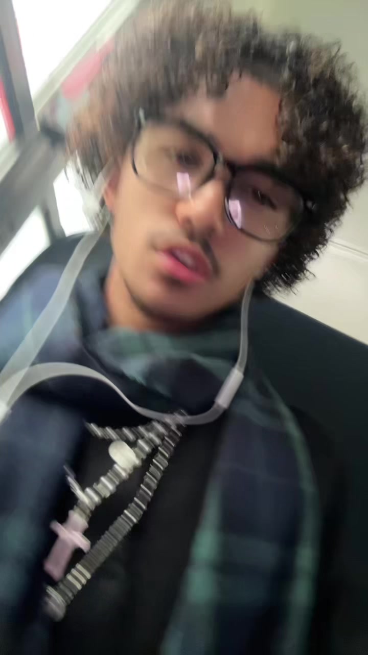 @ZxyFrmU2Me