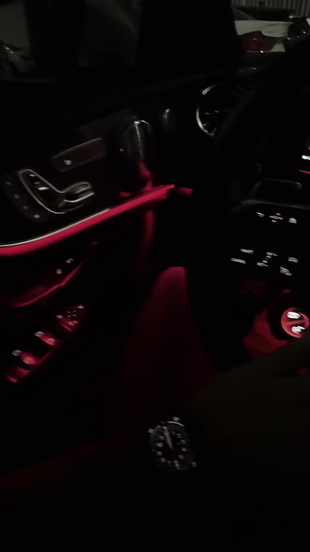 @不賣車的小宇