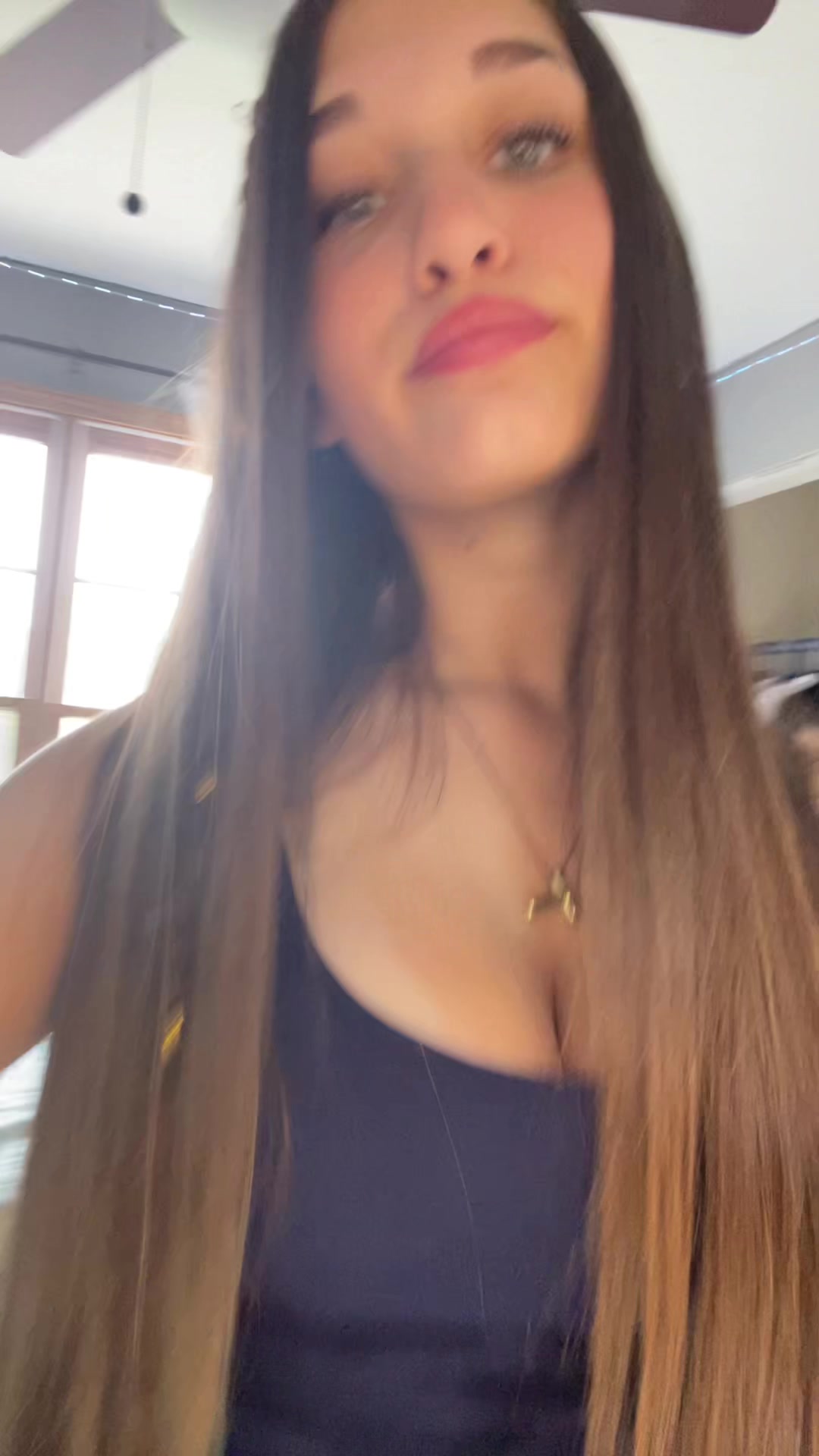 @Tzofia