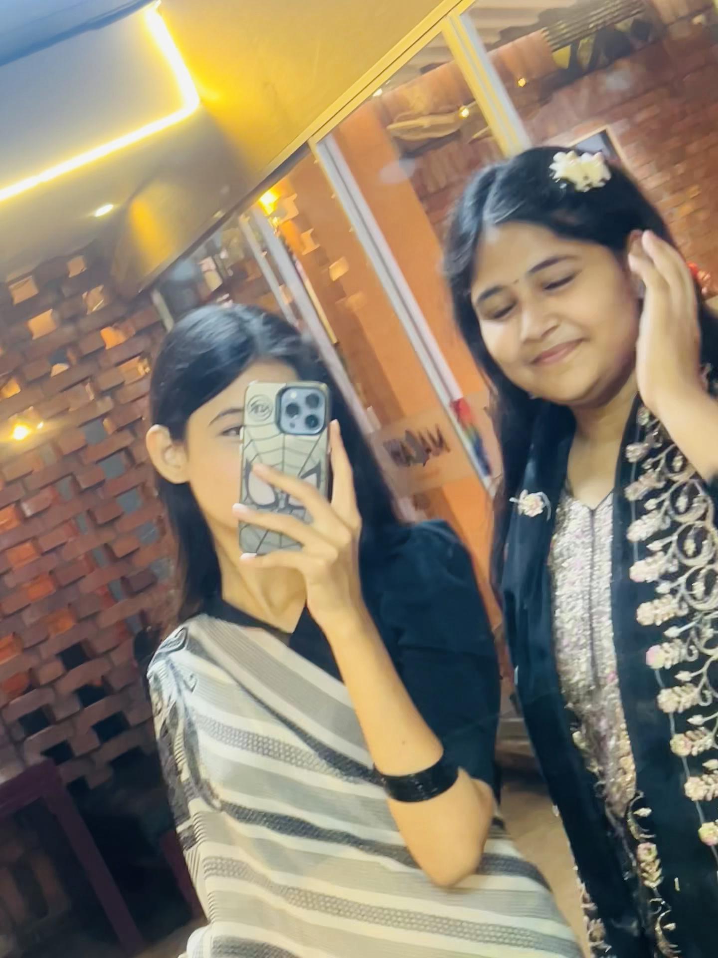 @Pretty 🦢✨