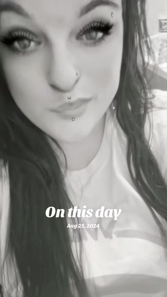@🎀curvybratbabe71