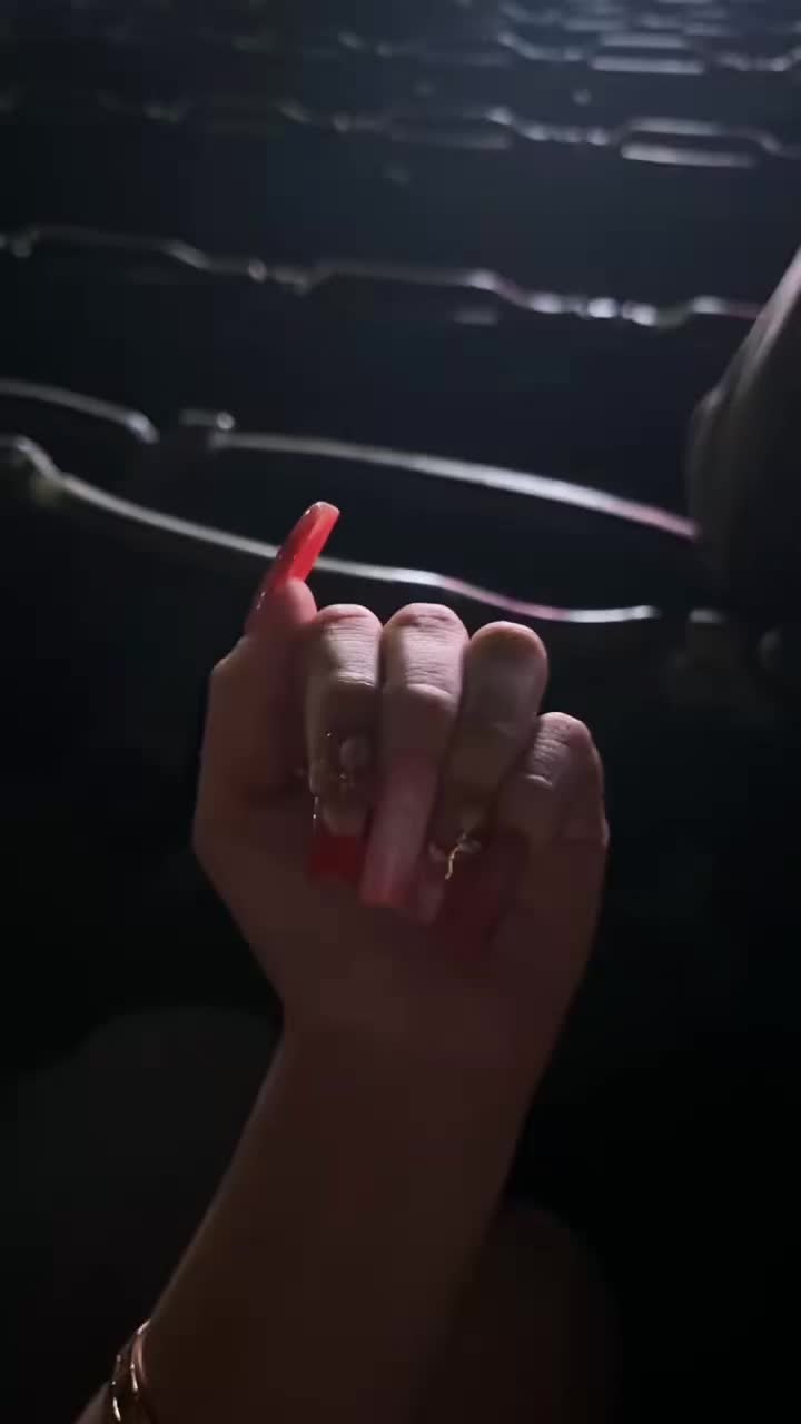 @ℑ๐ฐ๐๐๐ข๐ฉ๐ฉ๐๐