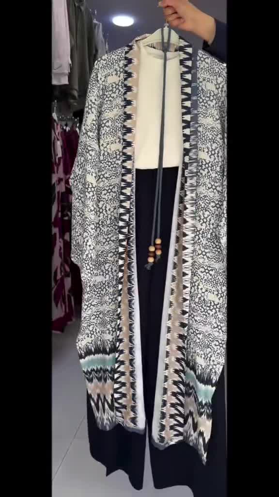 @UM clothing ✨