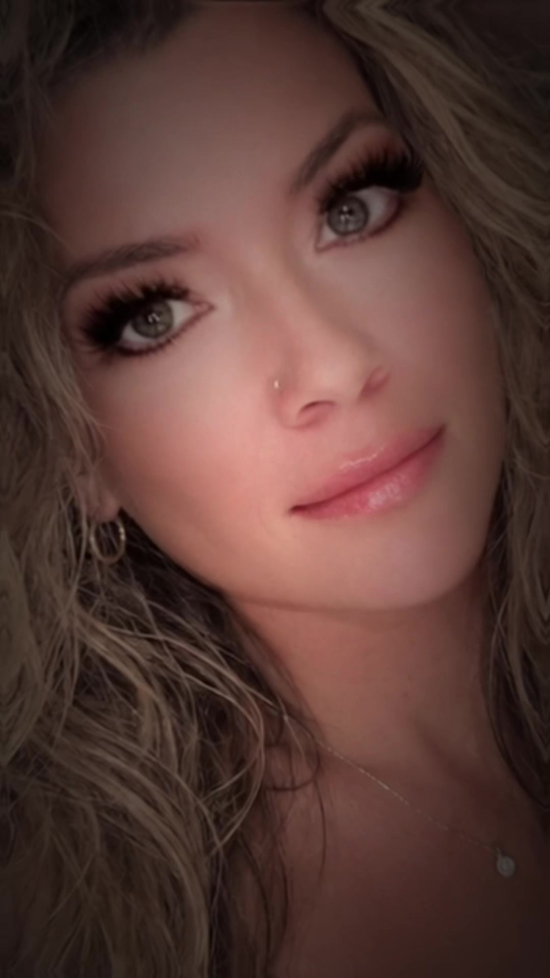 @💋 Christine