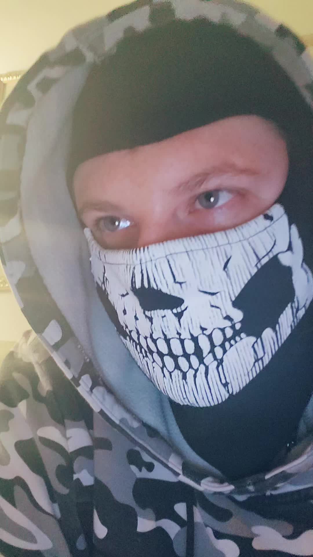 @𝑉𝑒𝑠𝑠𝑒𝑙