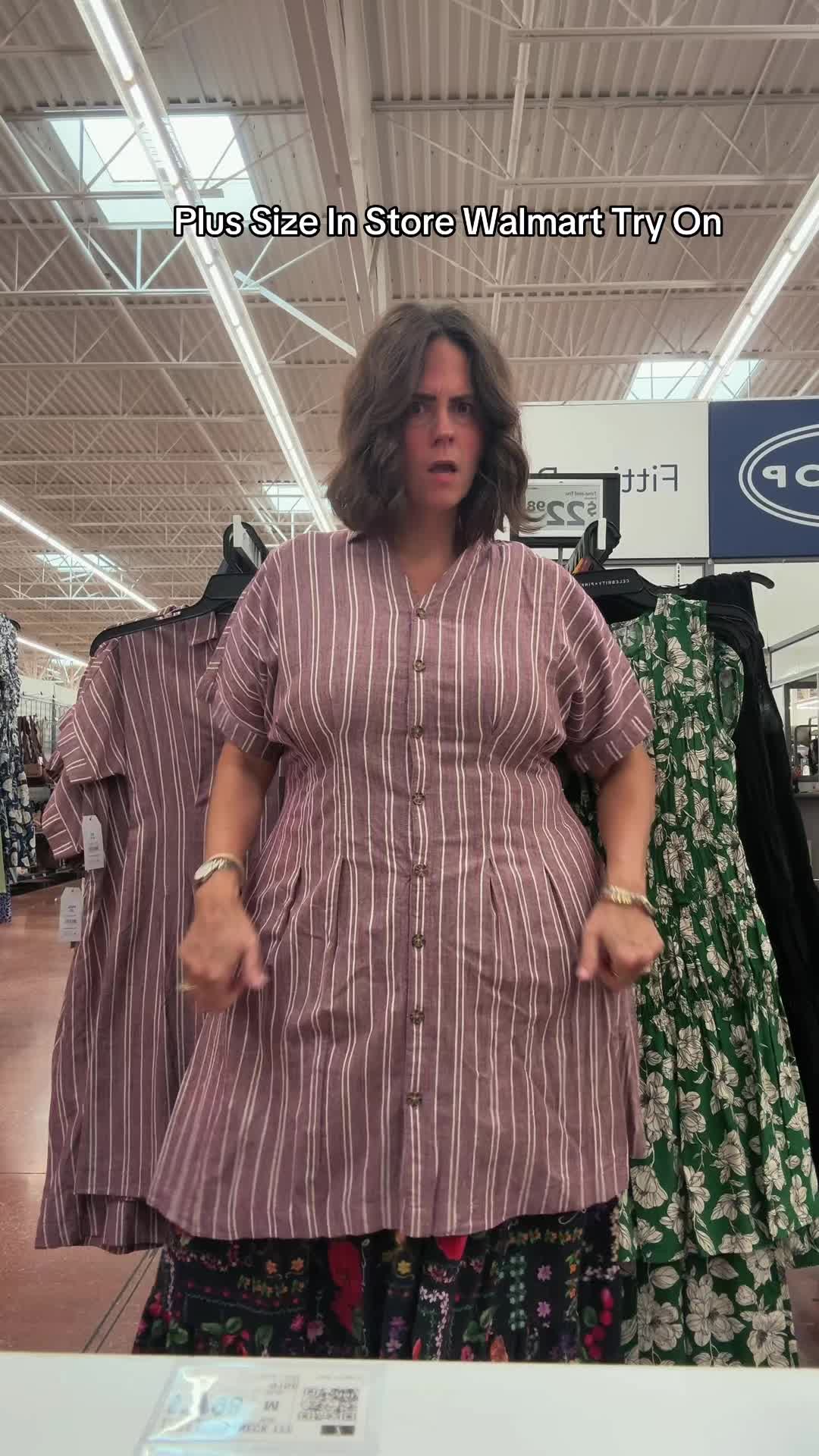 @Lindsey | Apron Belly Girlie🦋