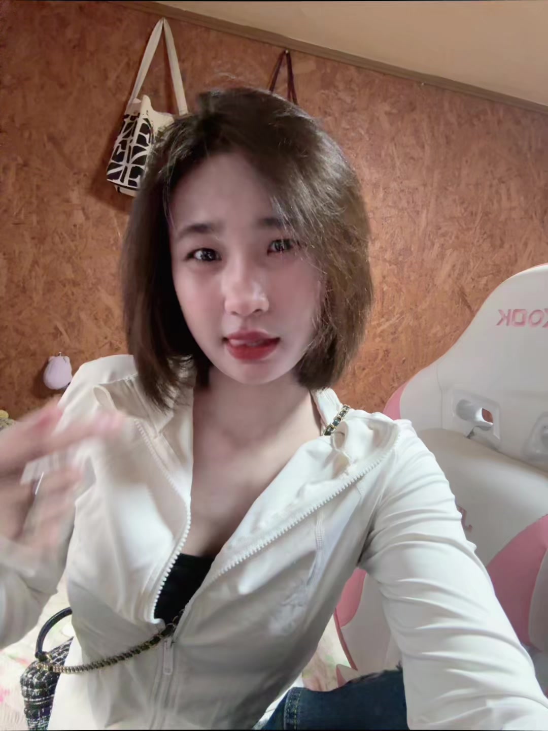 @S.N