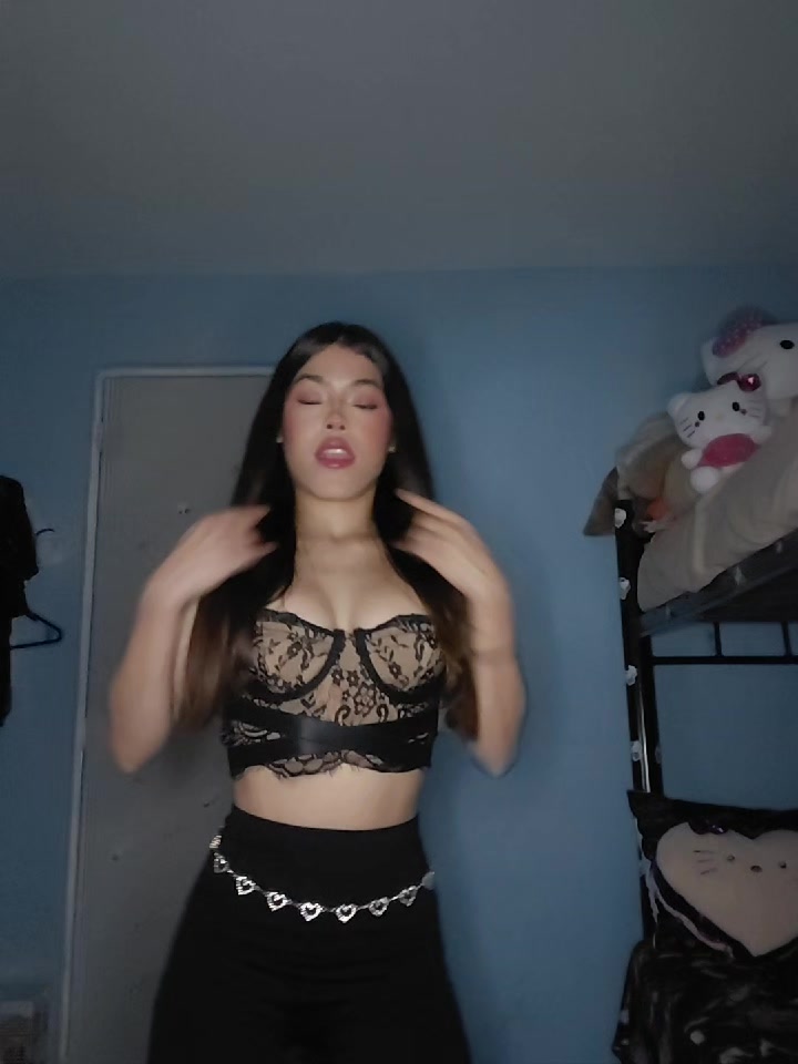 @🧔🏽♀️🍼