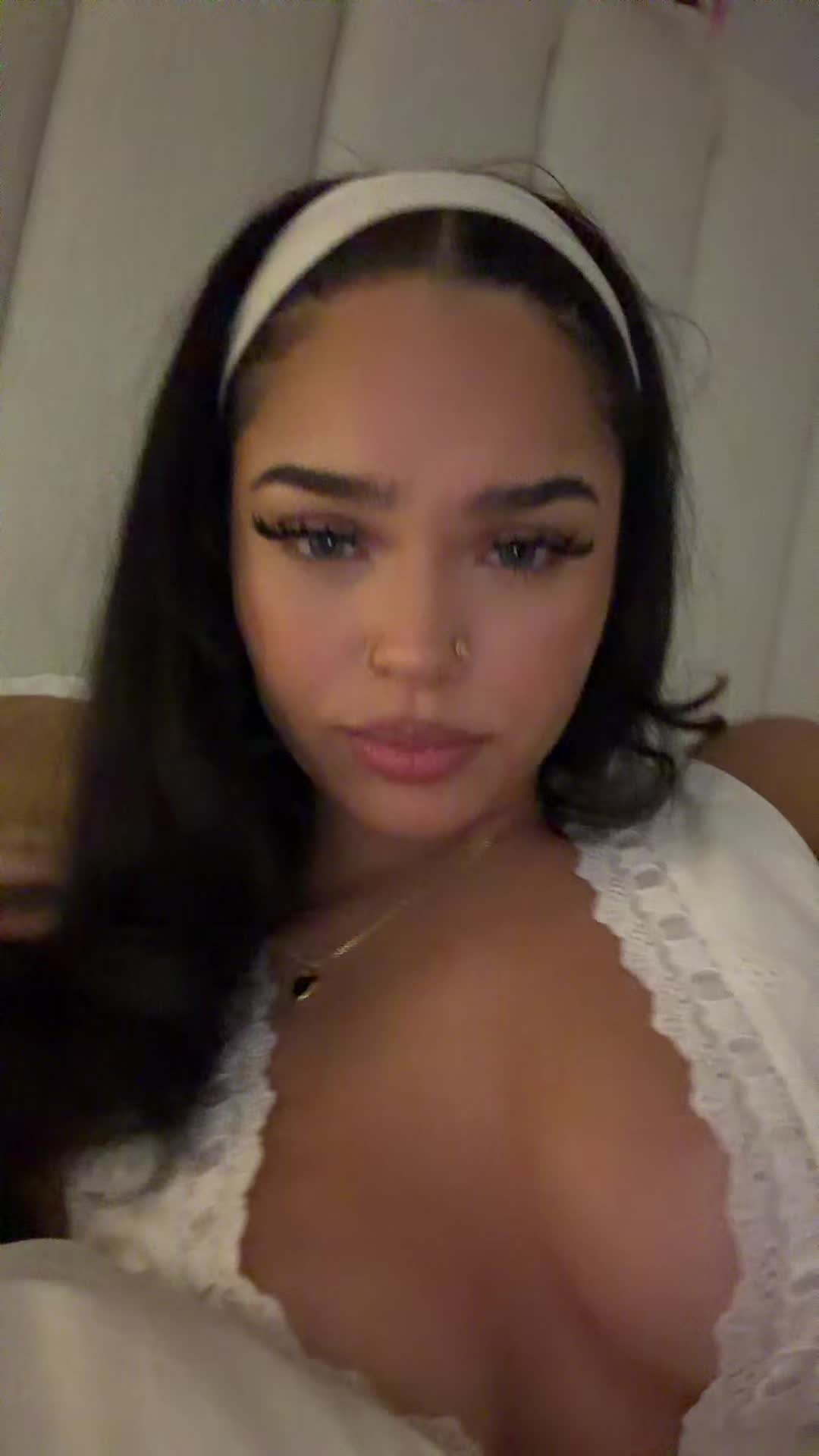 @kat<3