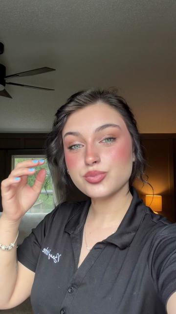 @CARLIE✝️