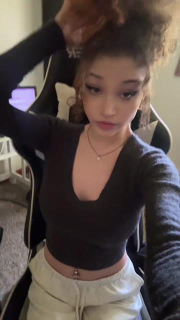 @️