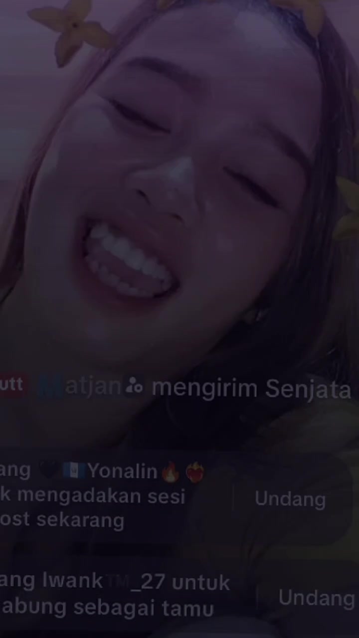 @putri khayalan🍑🫦