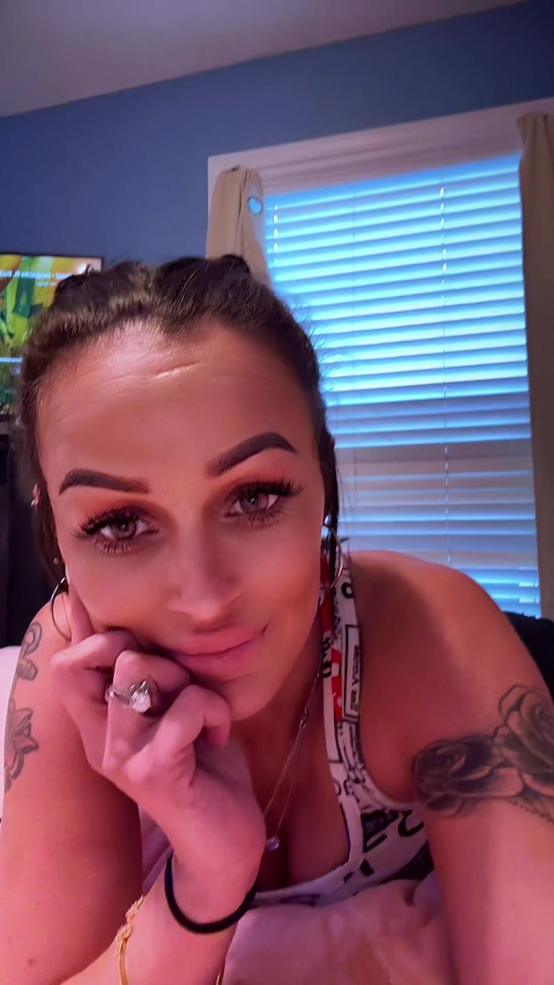 @Calmstorm🦋⛈️