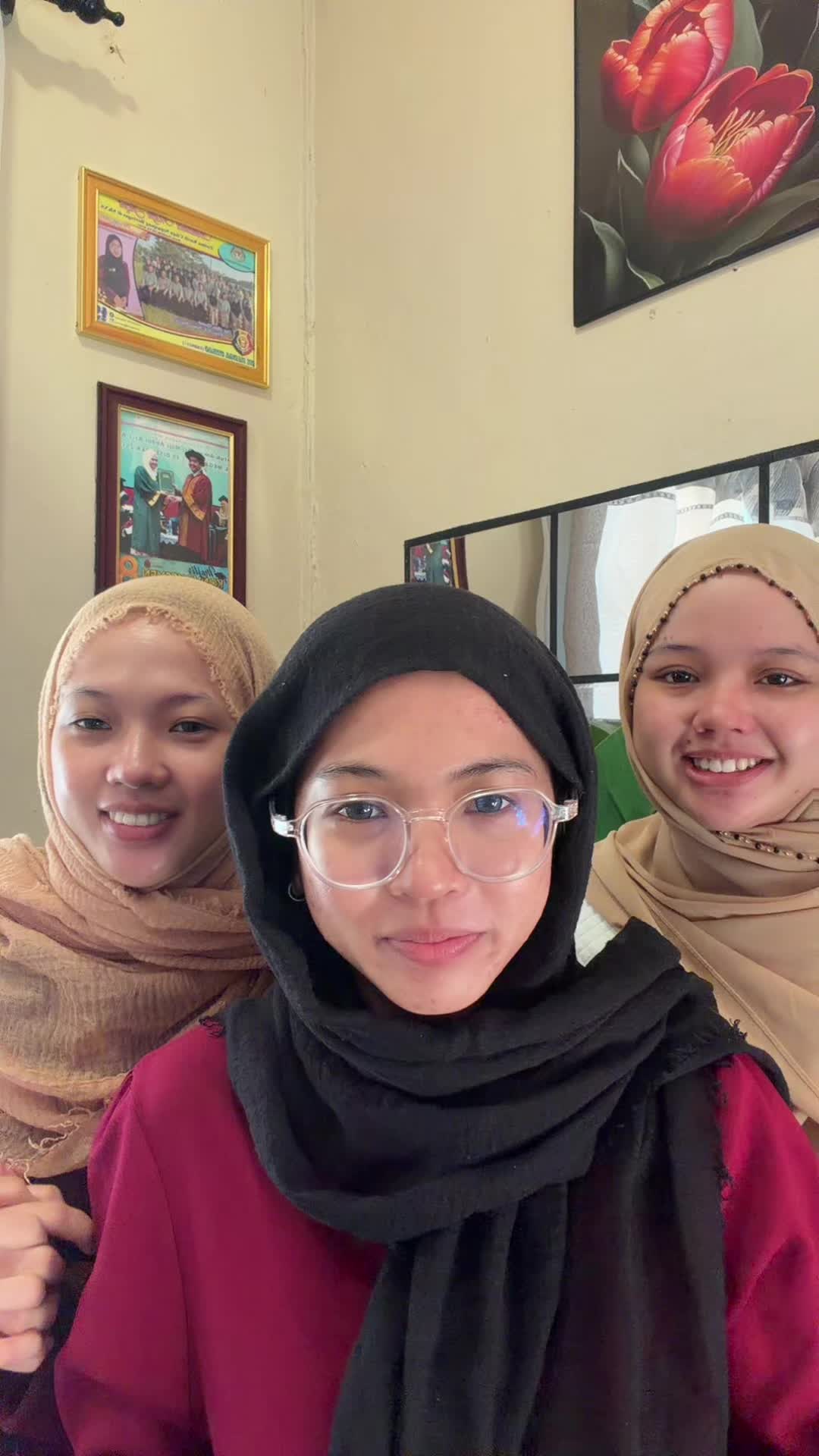 @aina