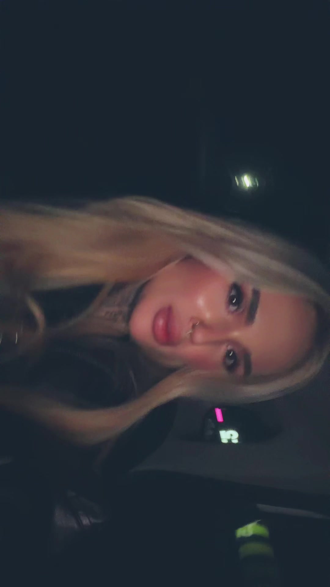 @Idi.nvxyi