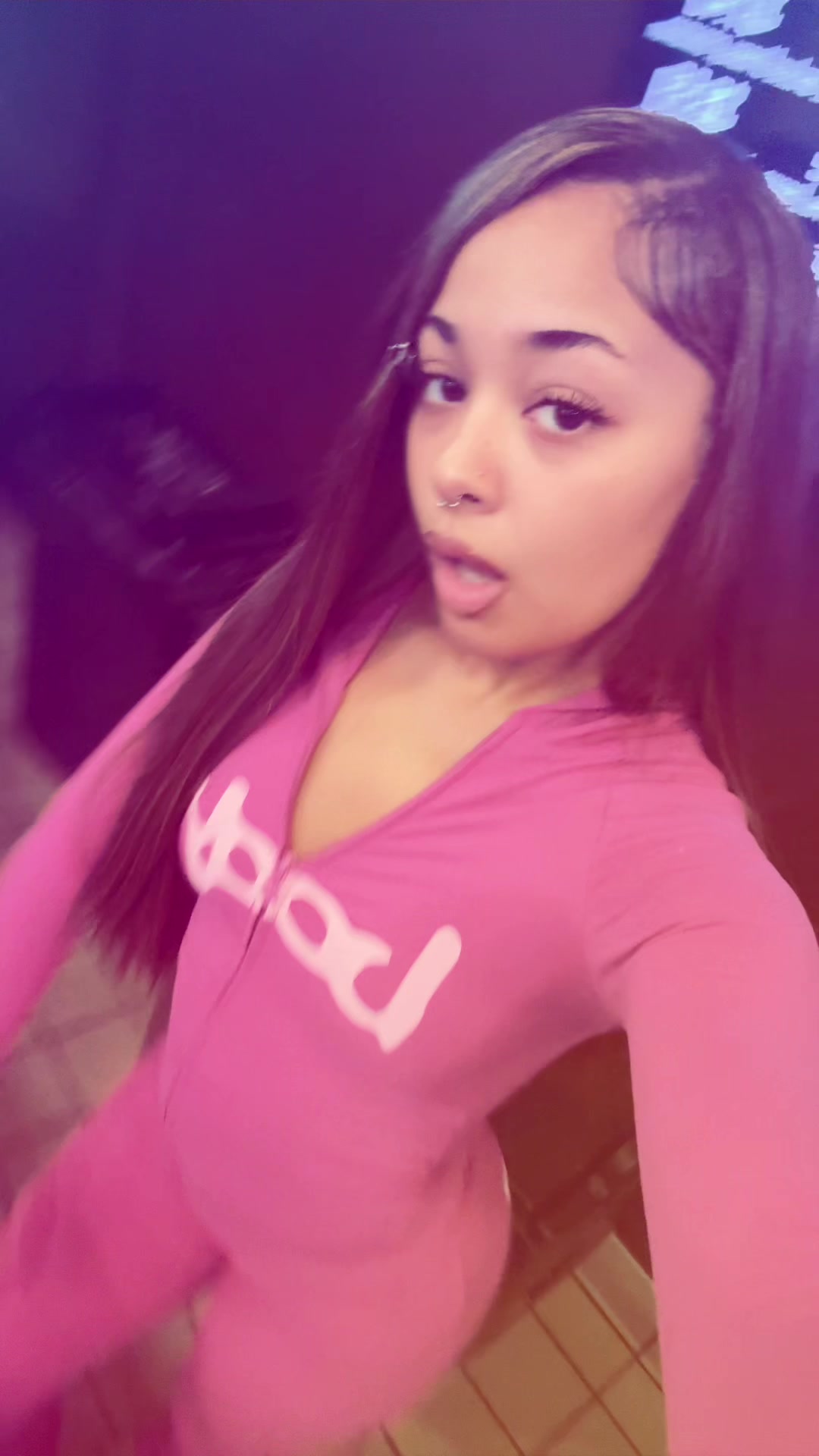 @🫦