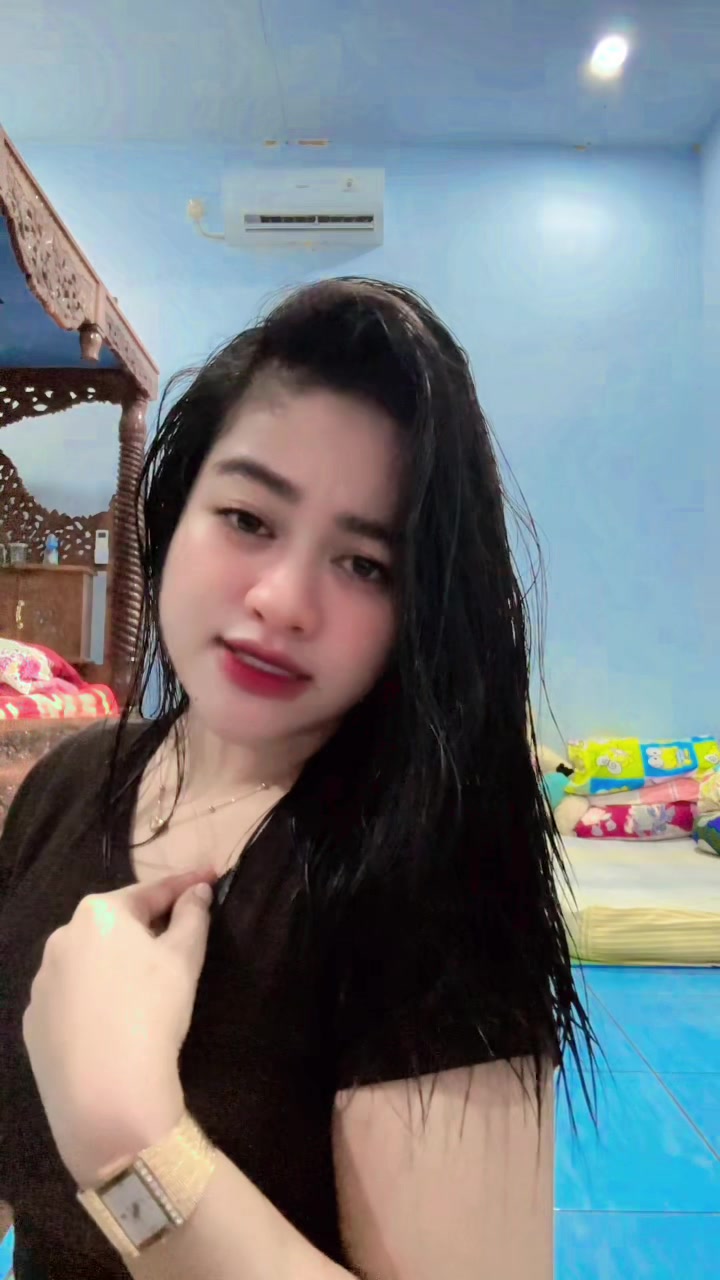 @putri bhawell