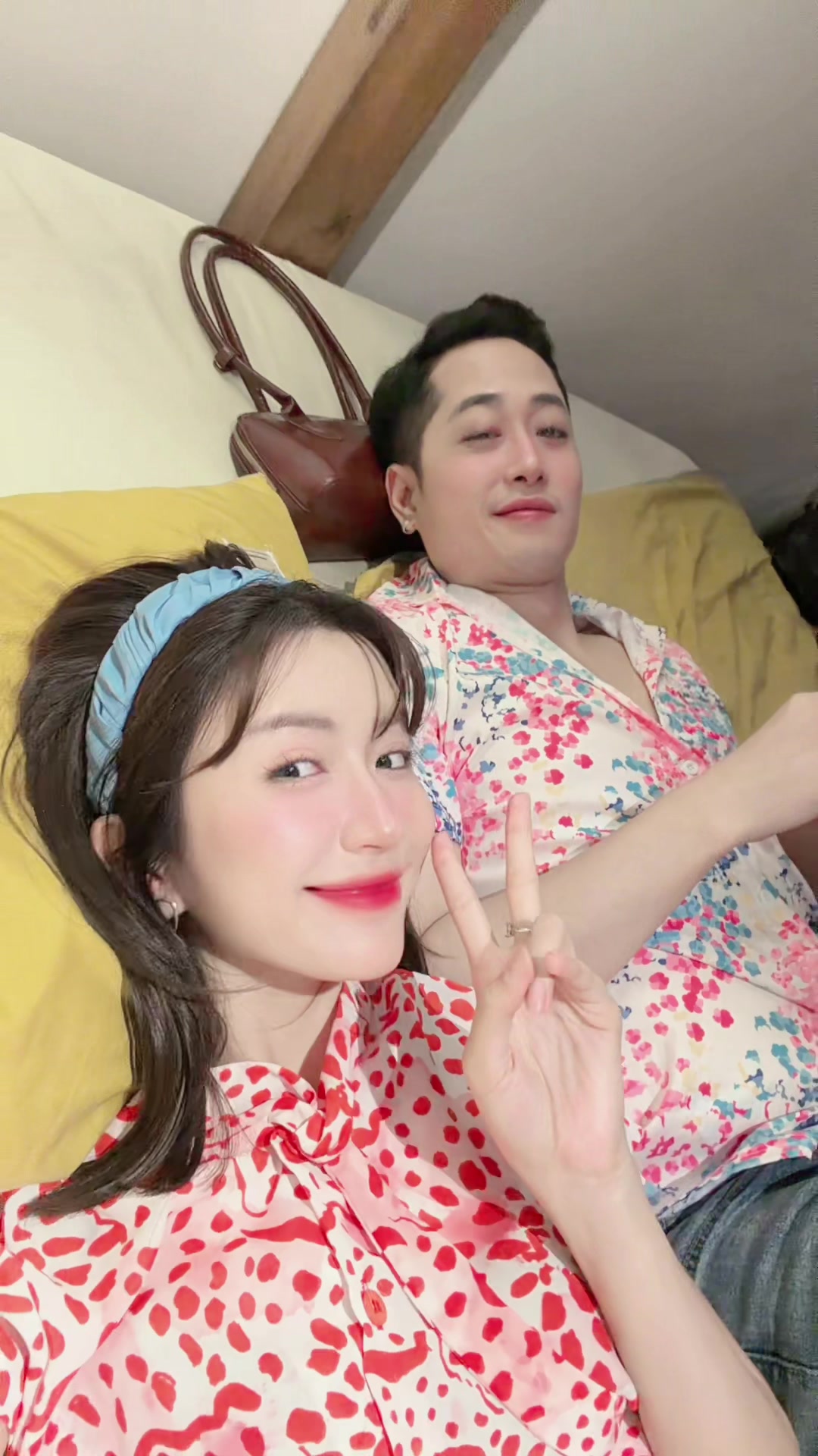 @Nguyễn Ngọc Huyền