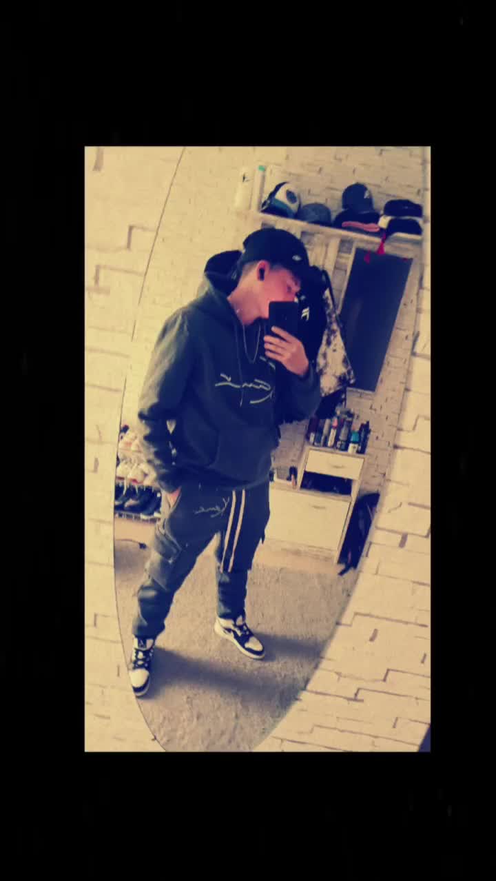 @Kingslowly