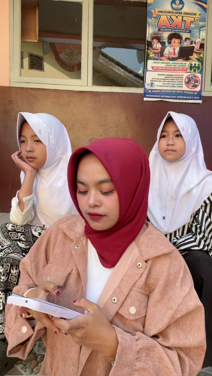@BuGuruHelda🧕🏻👩🏻🏫