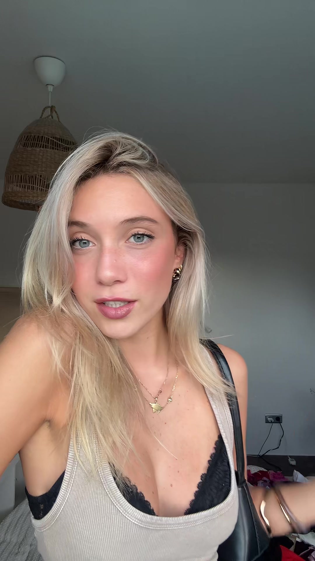@brianadebruyne