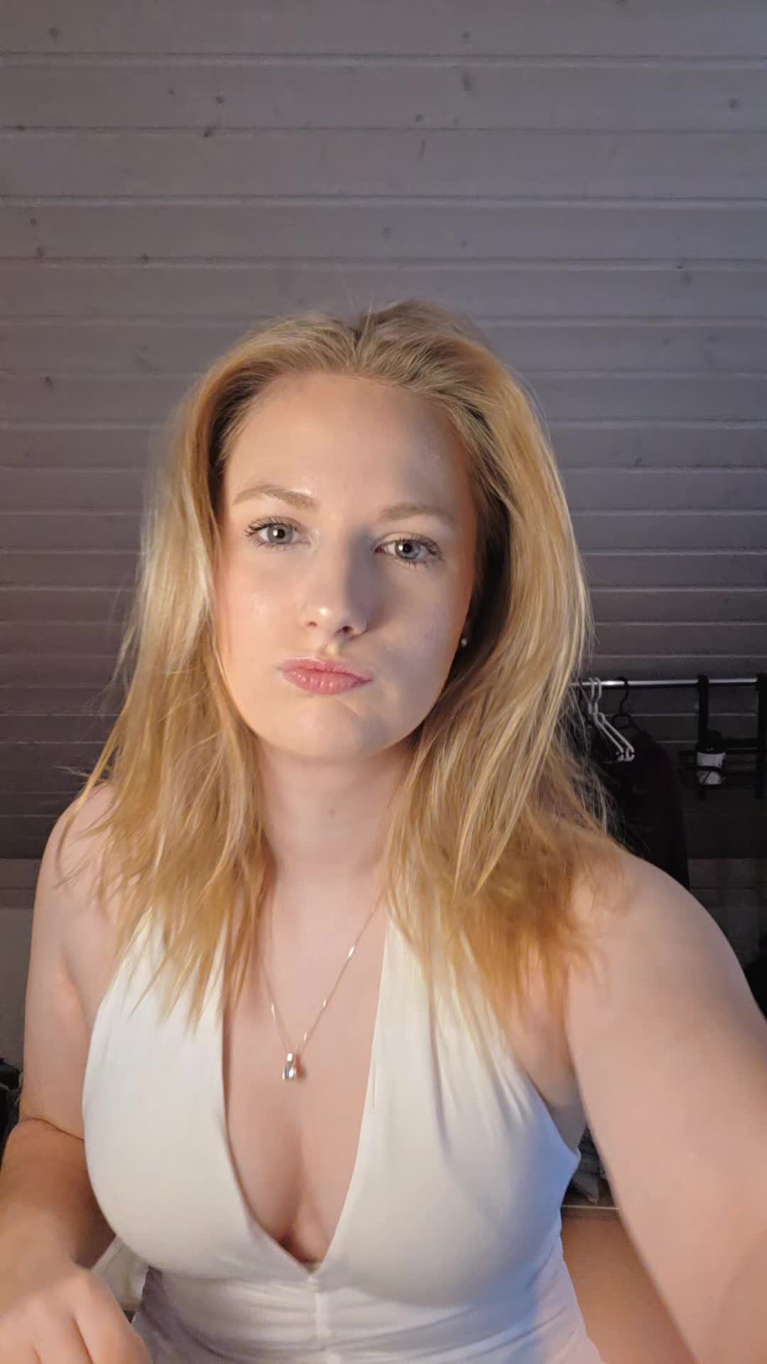 @Jenni
