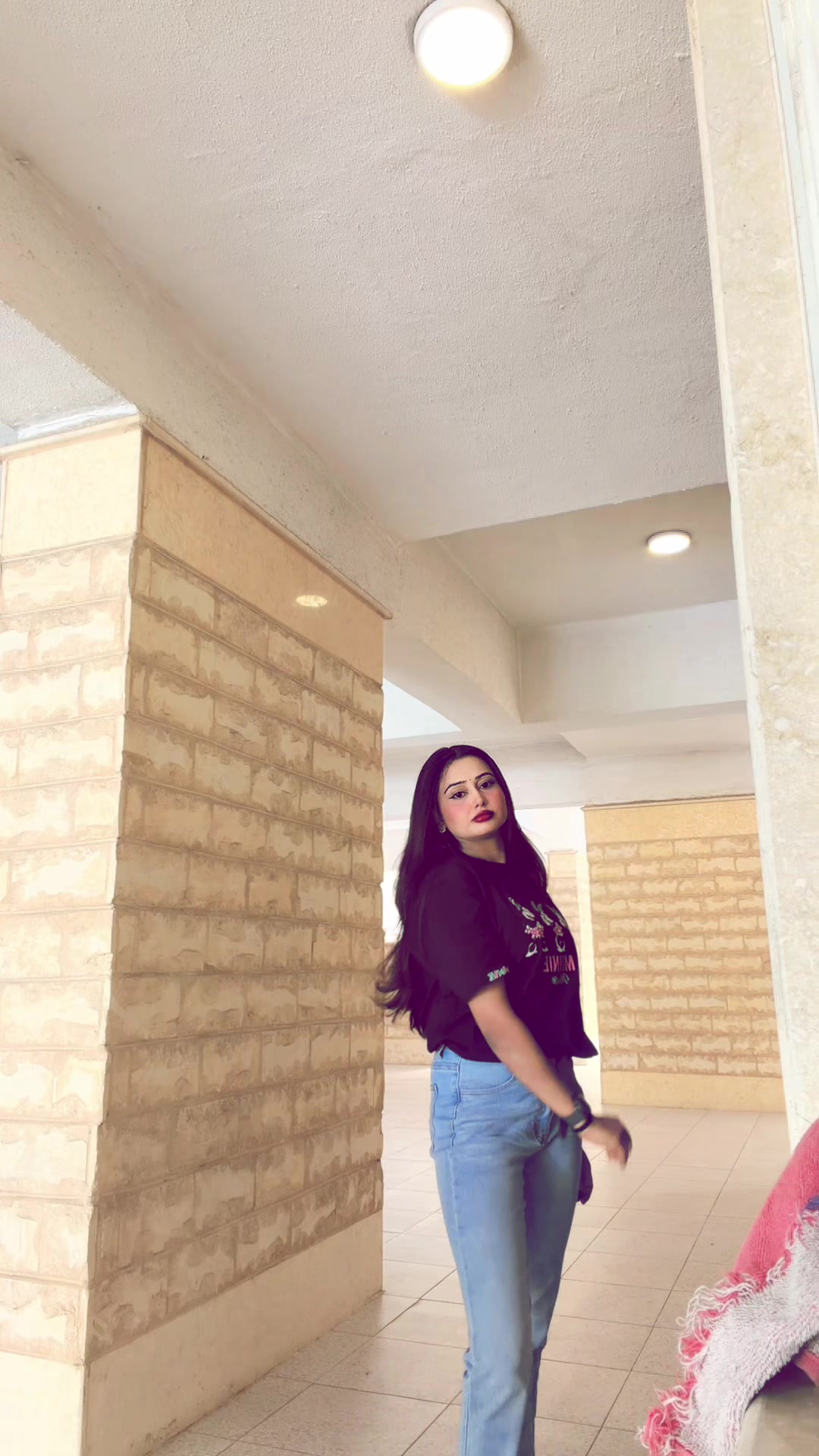 @Anu🦢