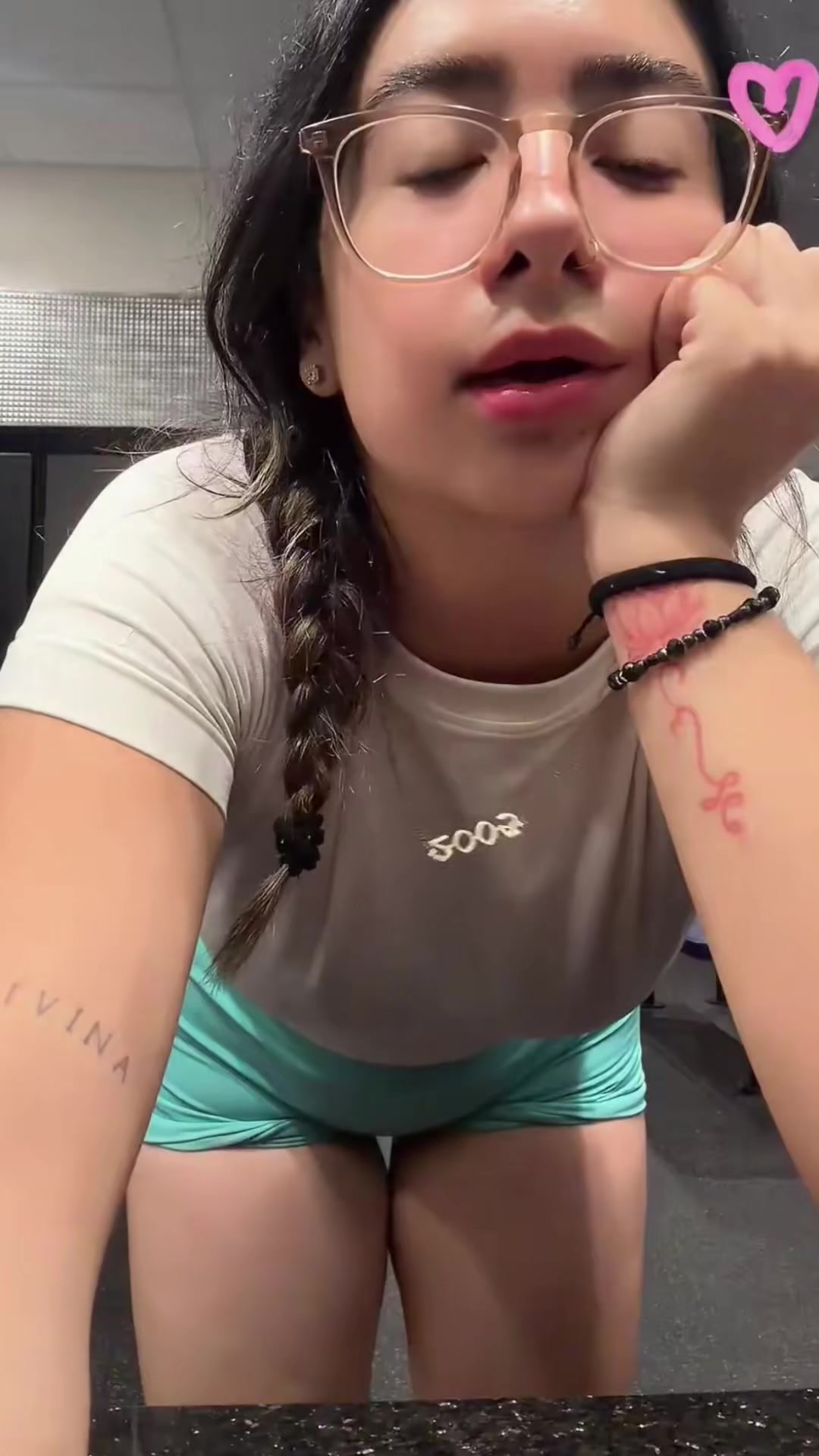@akemtz3