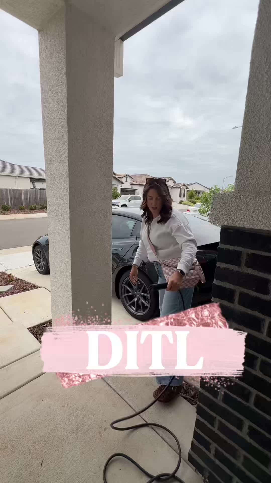 @wonderingtribemomboss