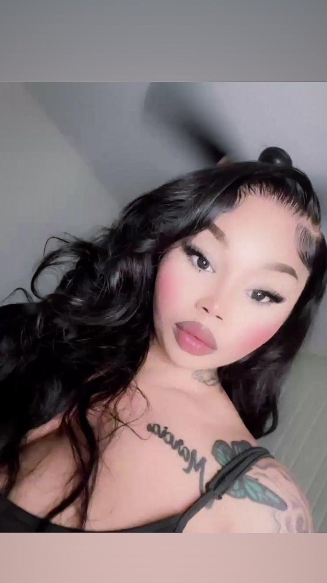 @Dollybusinezz