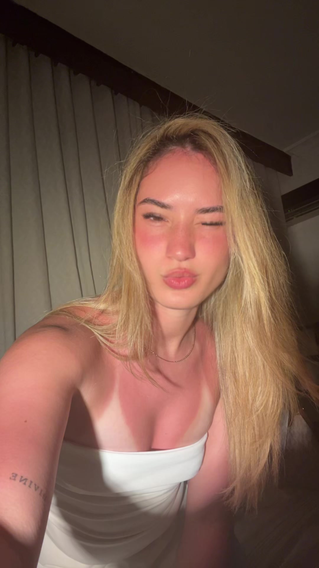 @𝓪𝓷𝓷𝓲𝓮🎀