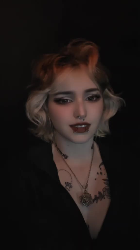 @Jinx ☠️🖤🩸
