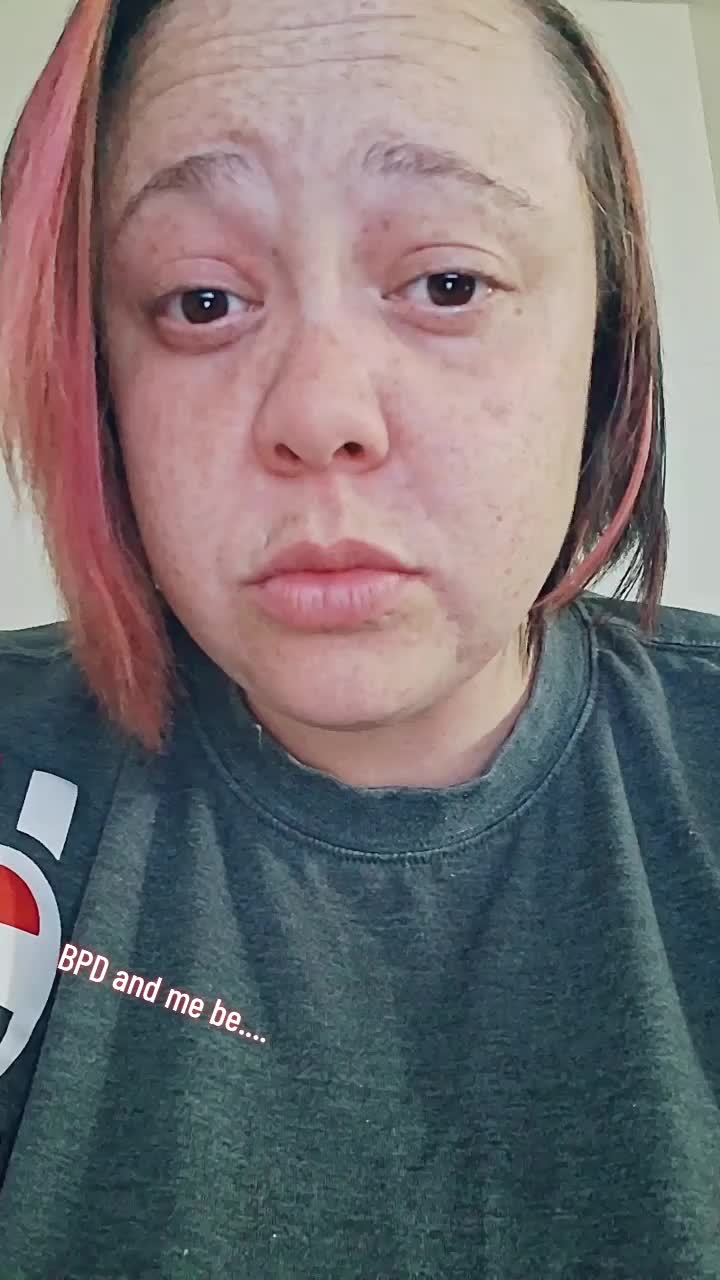 @ESTxxMamaB<3