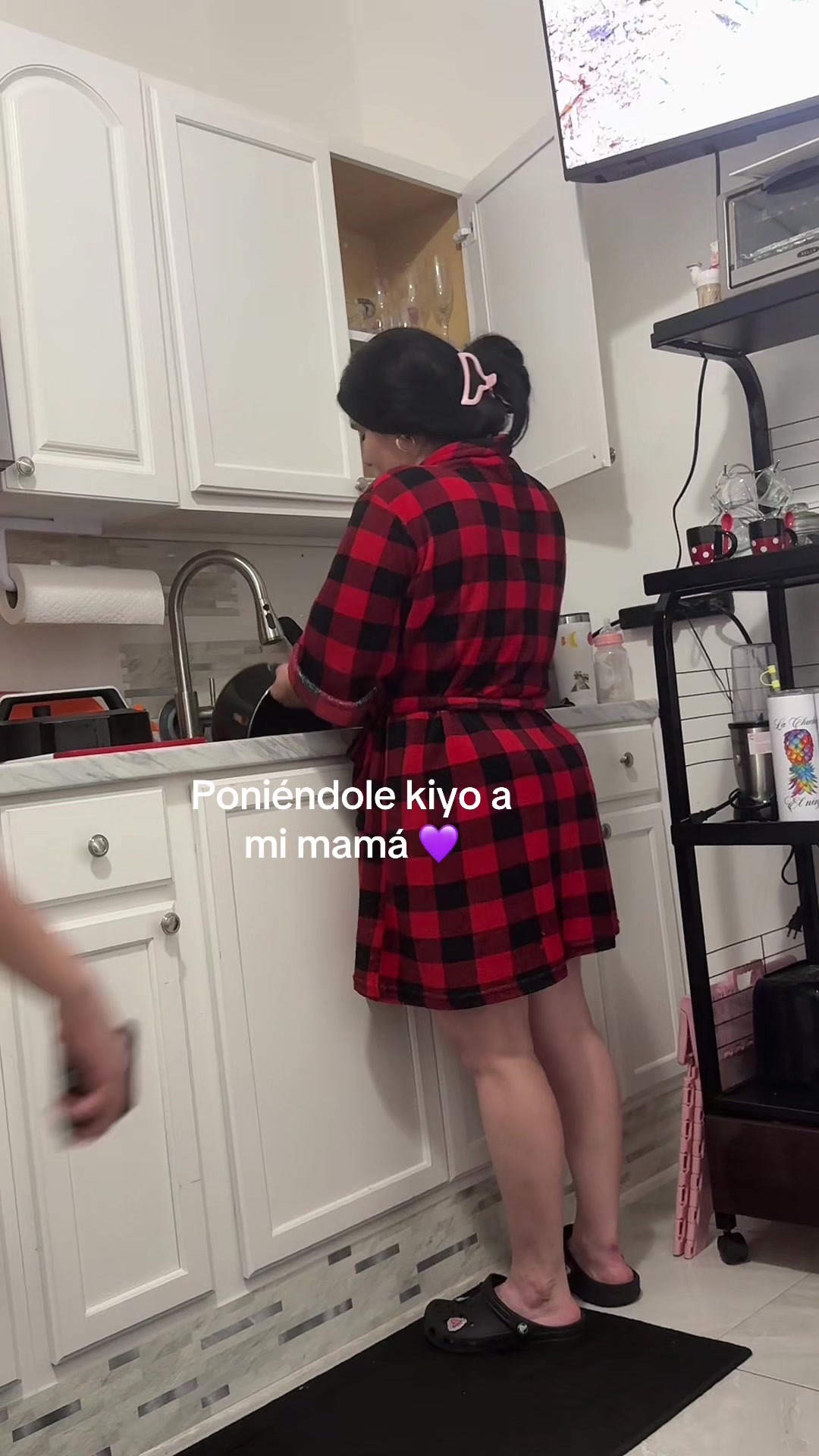 @dani_>l<