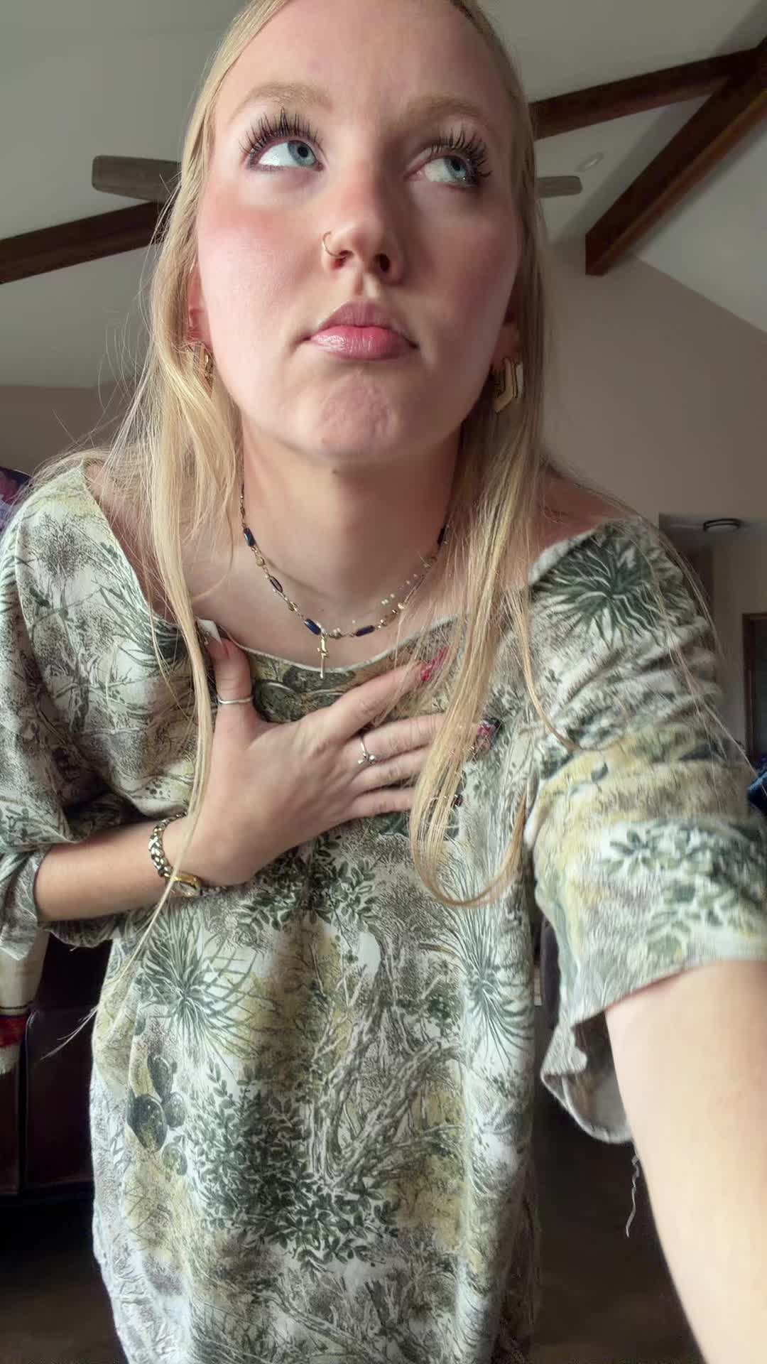 @caitlin