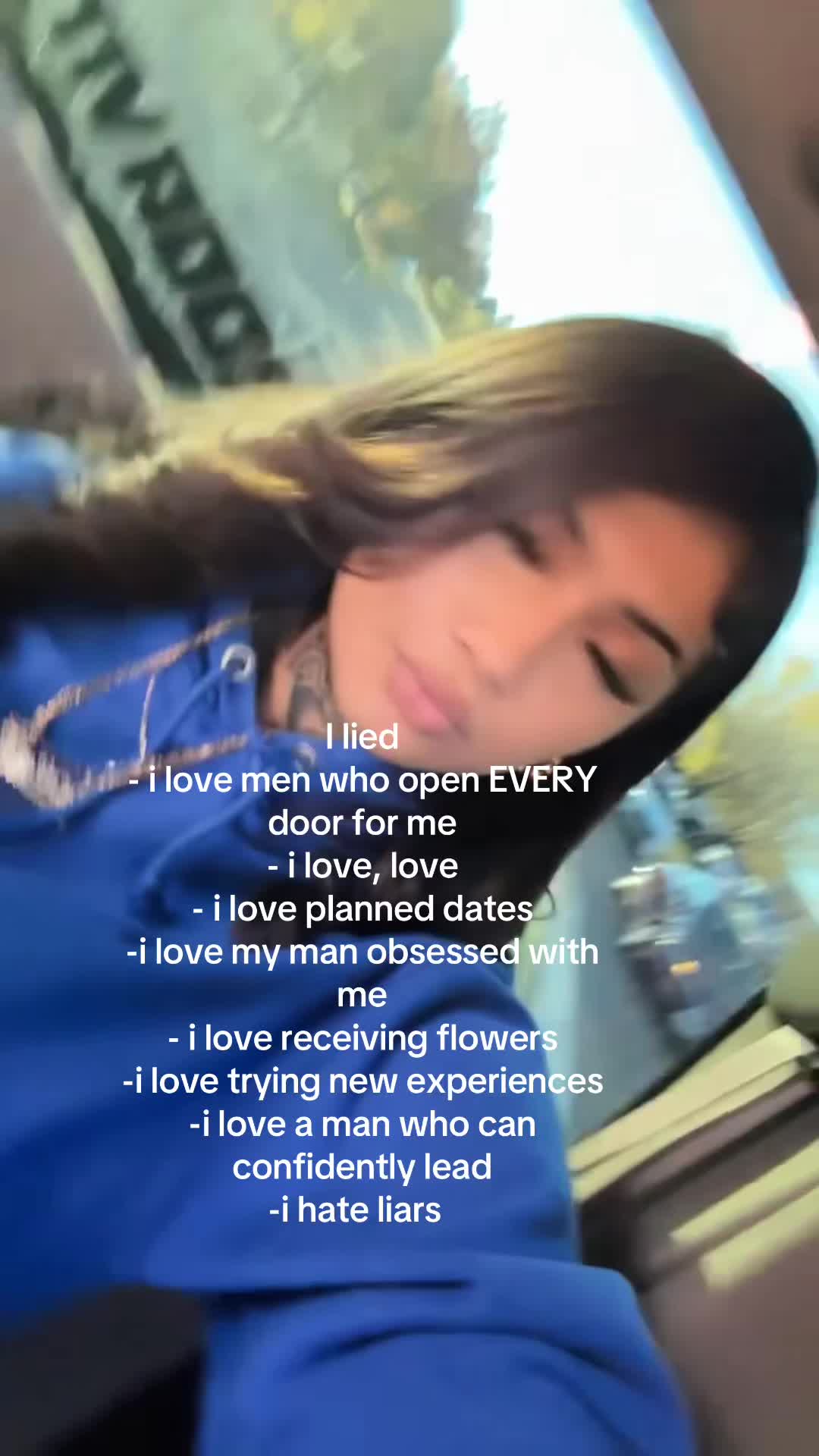 @laly😻🤎