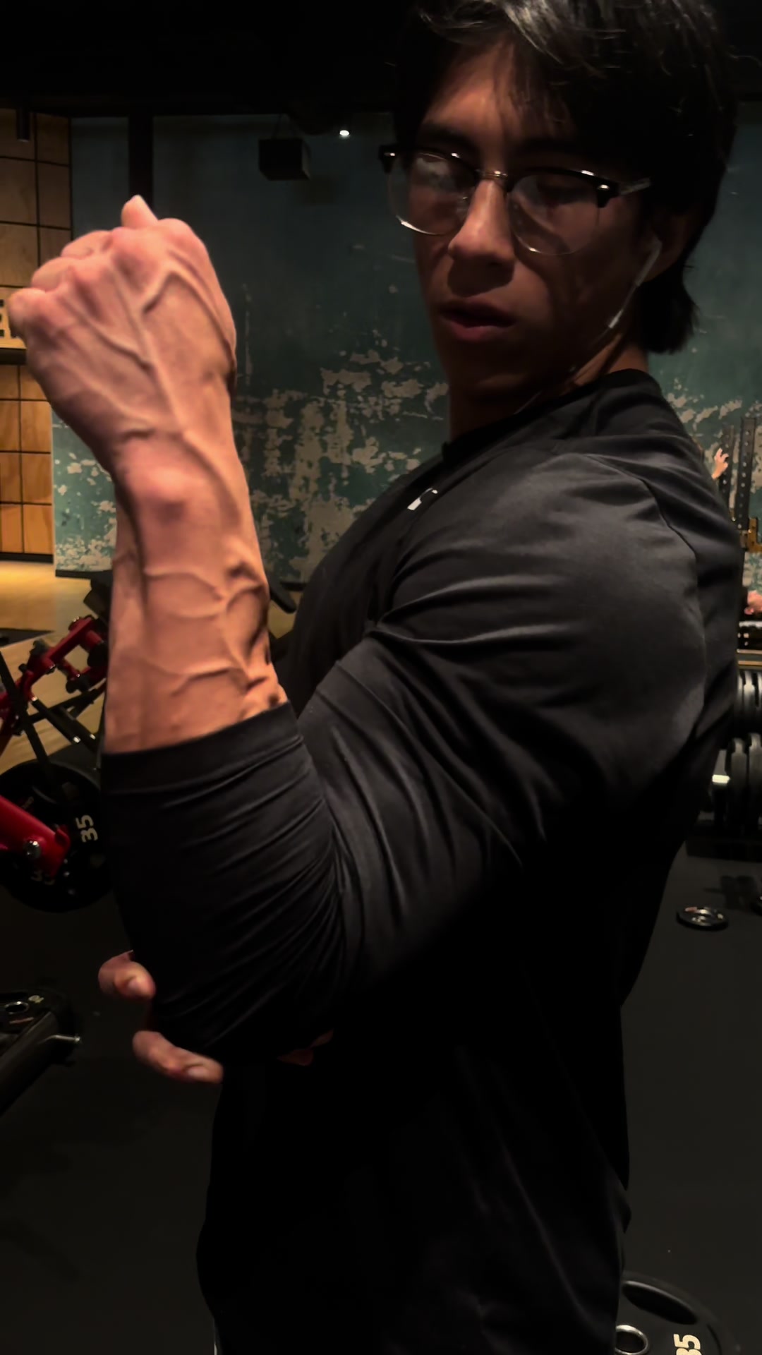 @J